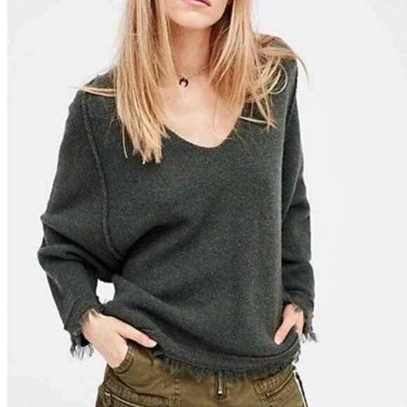 Free People Irresistible V neck Sweater Fringe Wool Blend Green Size S - Picture 1 of 8